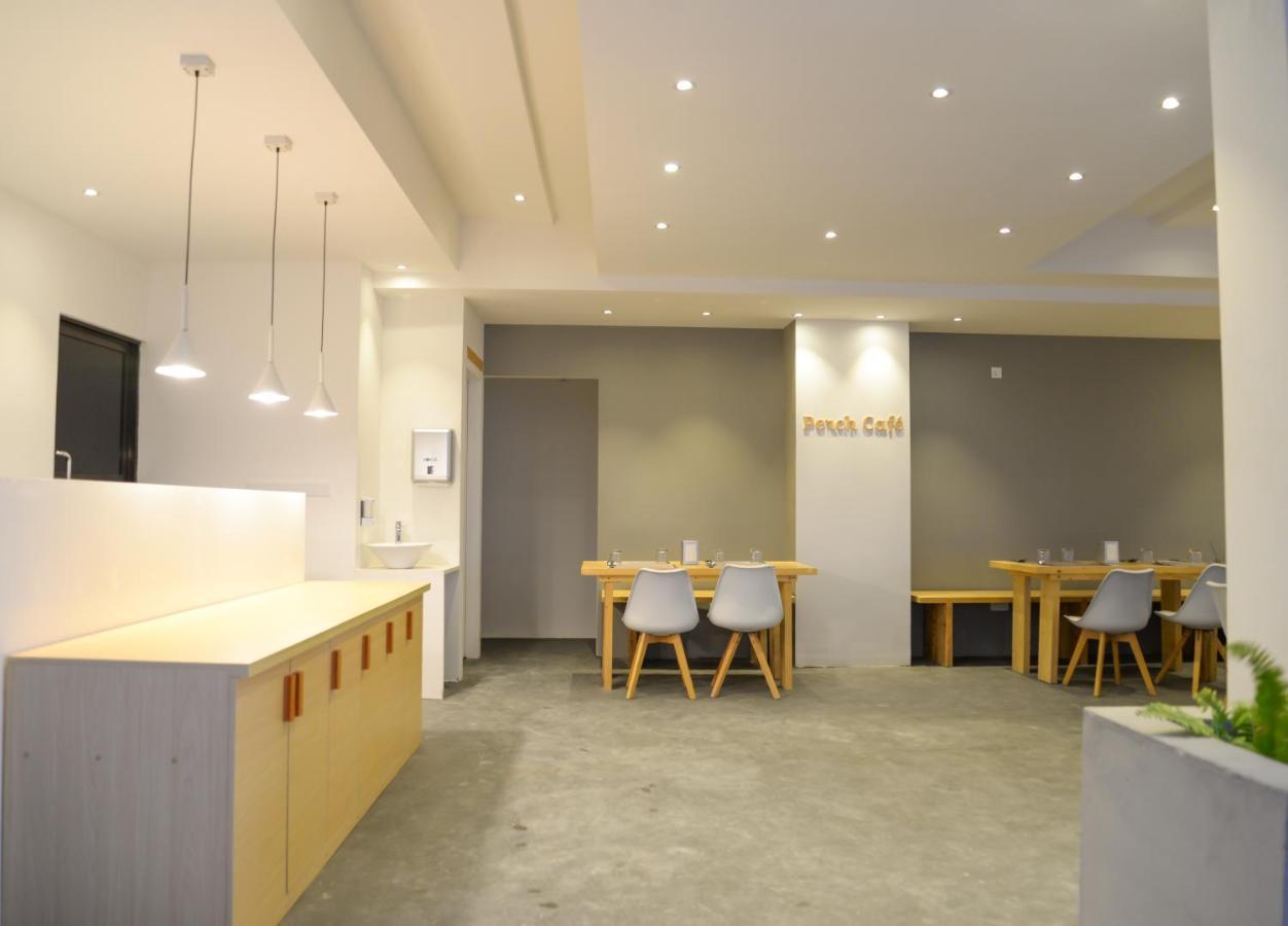Portia Hotel & Spa Dhiffushi Bagian luar foto