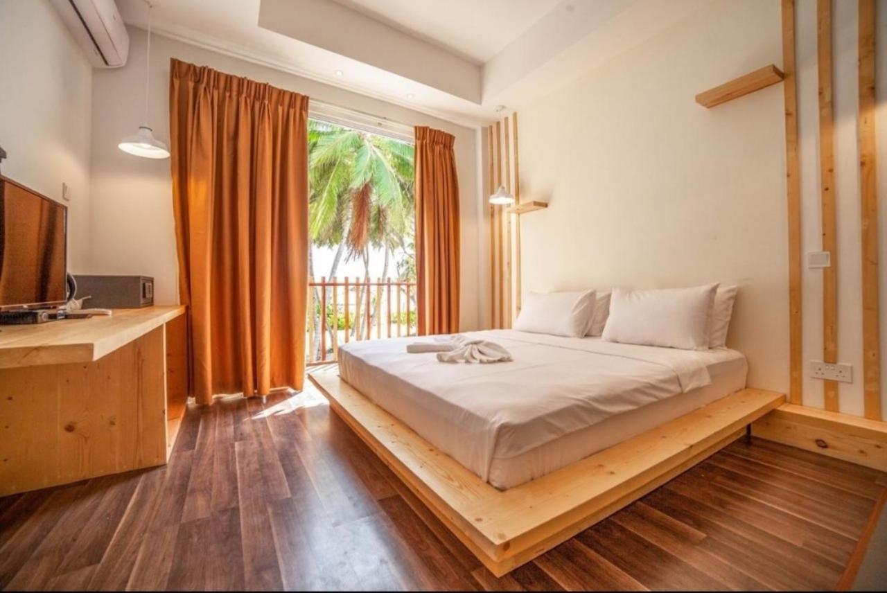 Portia Hotel & Spa Dhiffushi Bagian luar foto