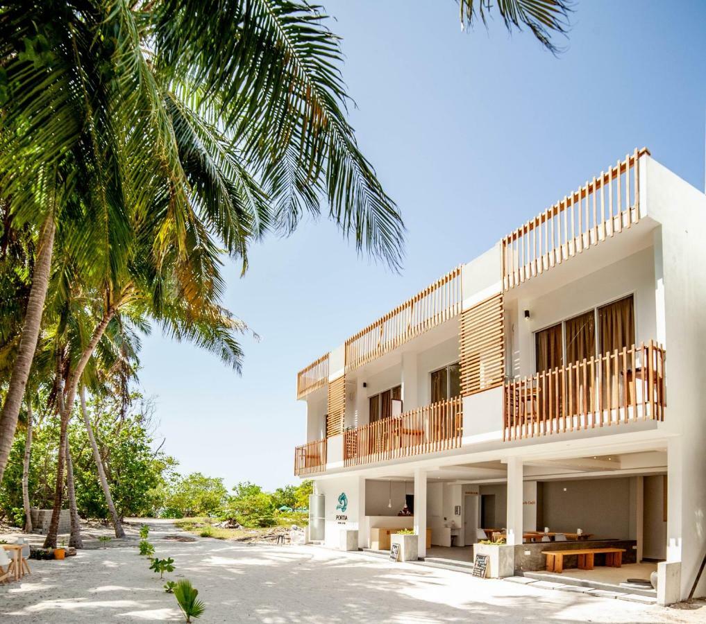 Portia Hotel & Spa Dhiffushi Bagian luar foto